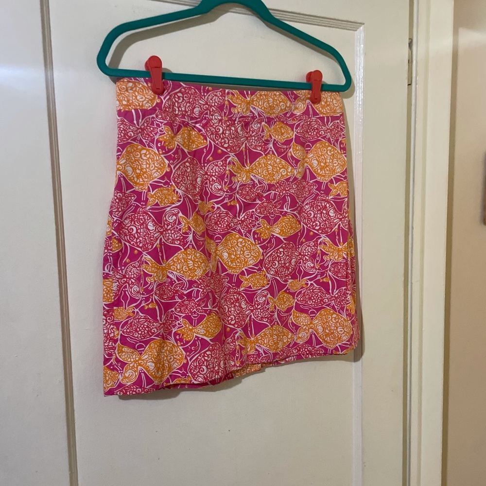 Lilly Pulitzer pink skirt in size 12